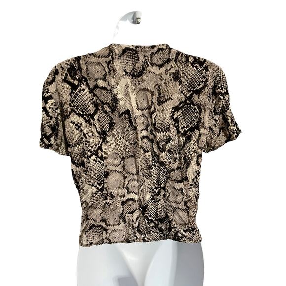 BCBGMaxazria 100% silk short sleeve snake print surplice faux wrap top small - Picture 2 of 5